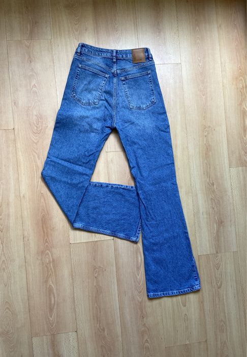 Дамски дънки клош / flare jeans / разкроени панталони