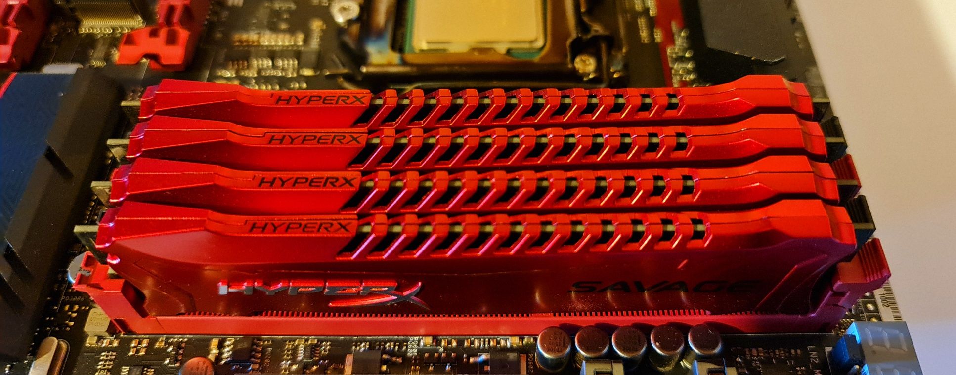 16GB RAM 2400MHz DDR3 Hyper X Savage