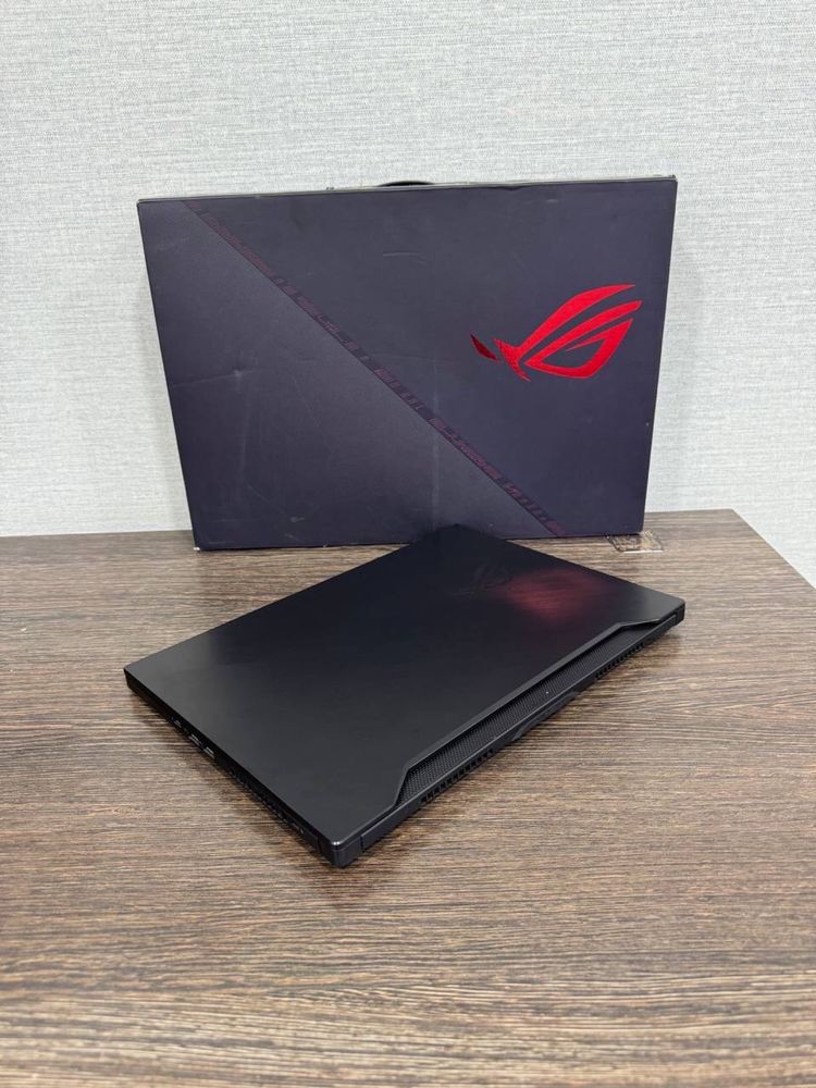 ASUS ROG zphyrus