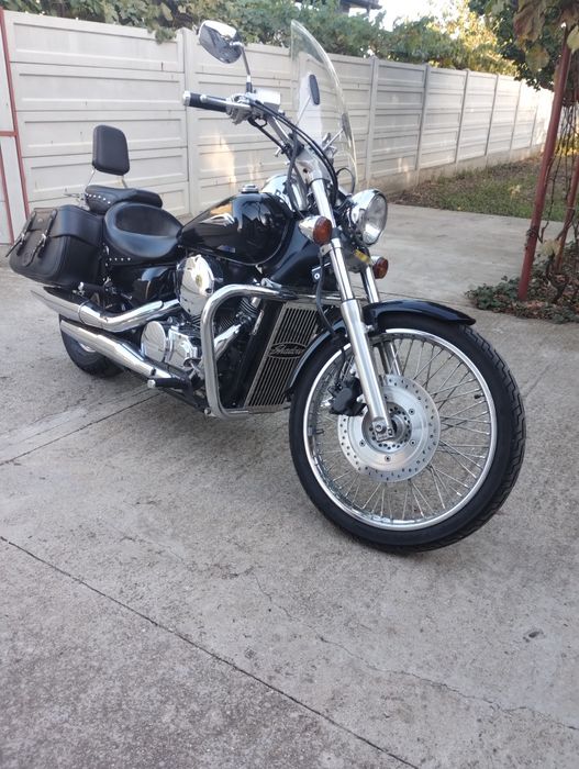 Honda shadow spirit 750