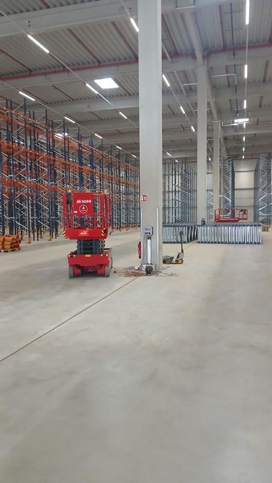 Rafturi metalice industriale