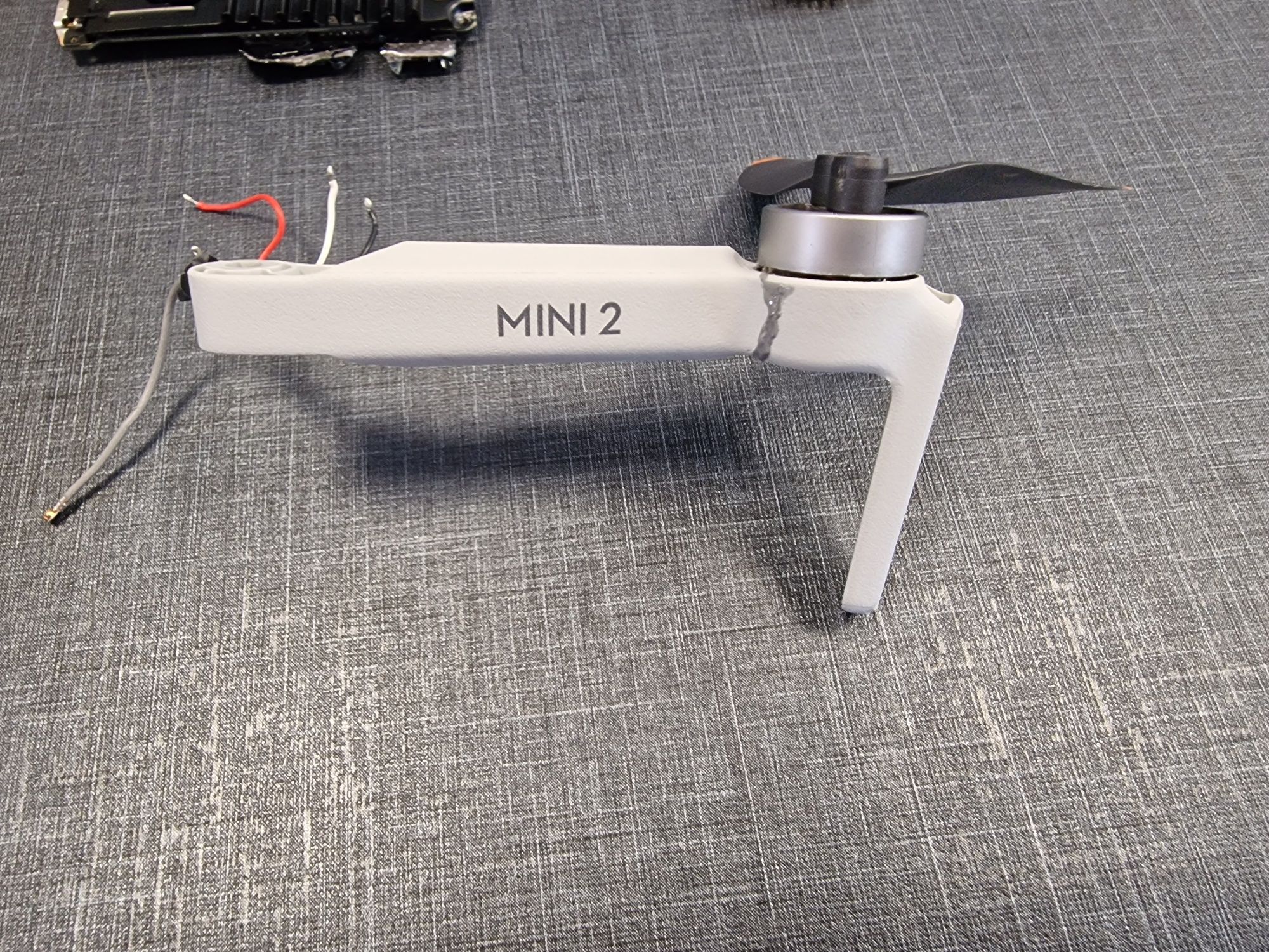 Dji Mini 2 на части.