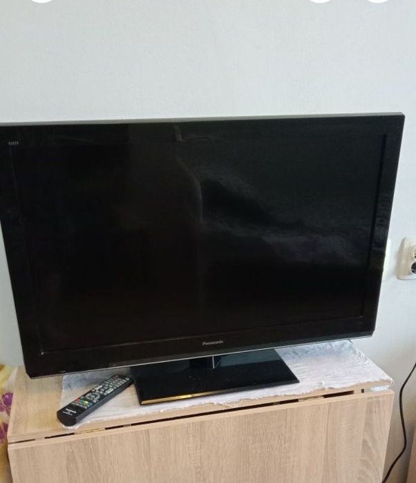 Телевизор на запчасти продам