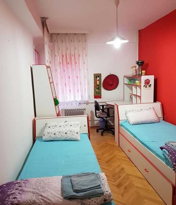 Дава се под наем Тристаен апартамент в Пловдив, Южен - 90 кв.м за 290.7 € - Снимка #4