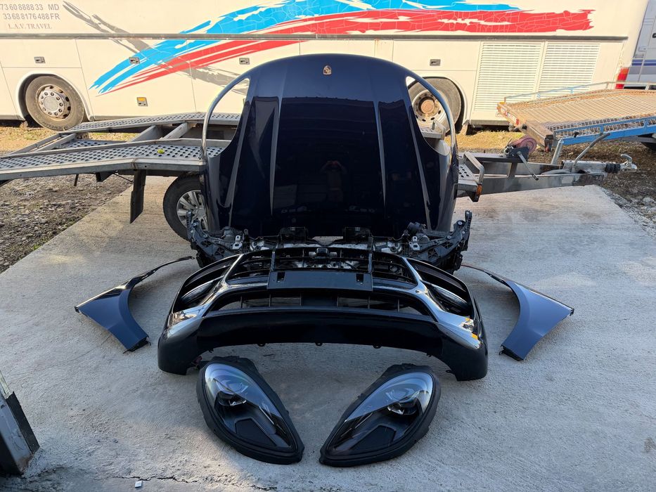 Porsche Macan GTS fata completa faruri bara capot aripi trager