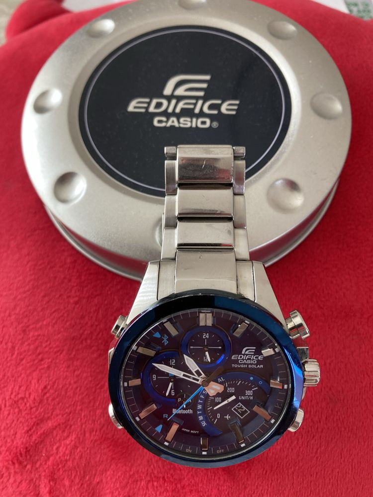 EDIFICE EQB-500 Мъжки Часовник Casio Edifice