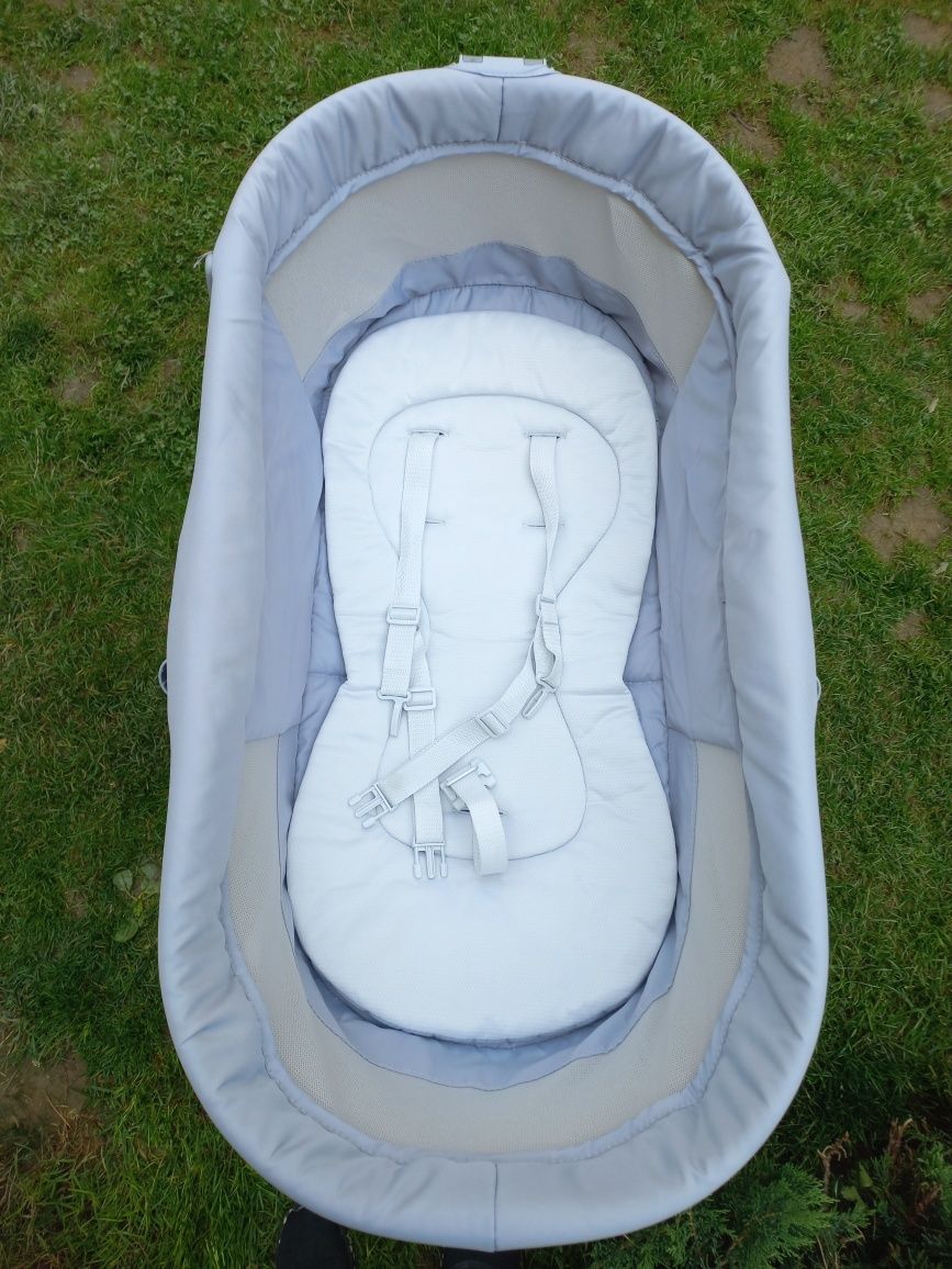 Chicco Baby Hug Air 4in1 - кошара, шезлонг, стол за хранене +аксесоари
