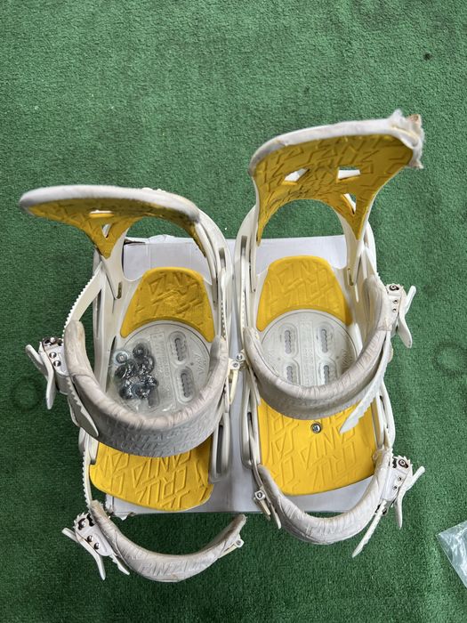 Placa Snowboard Limited 4 You 159 cm+ Legaturi