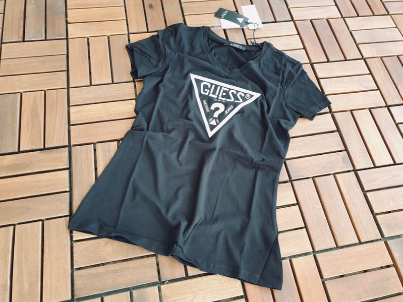 ПРОМО GUESS- М -Оригинална дамска черна тениска с лого