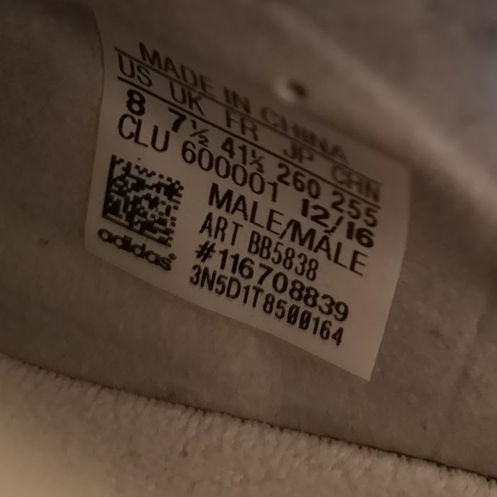 Vând ghete de fotbal profesionale Adidas X16. 1 FG în stare impecabila