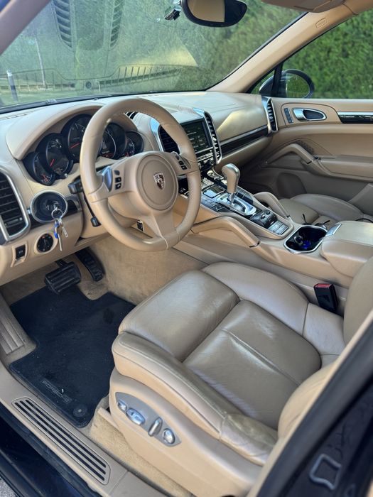 Porsche cayenne doar cash