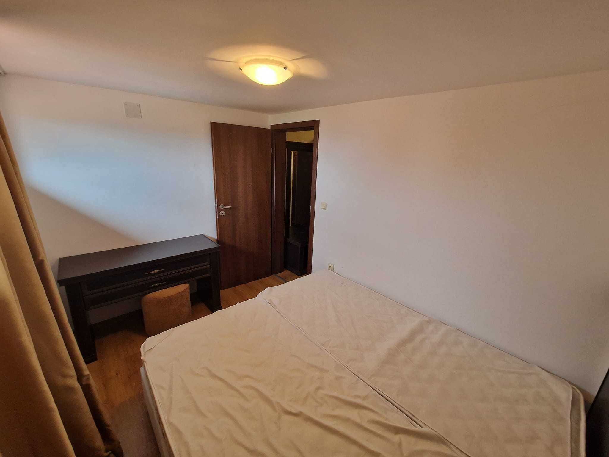 Обзаведен двустаен апартамент за продажба в комплекс Роял Парк, Банско