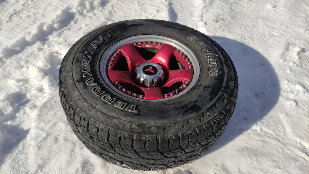 Диски с шинами R15 6х139,7 на Прадо, Паджеро