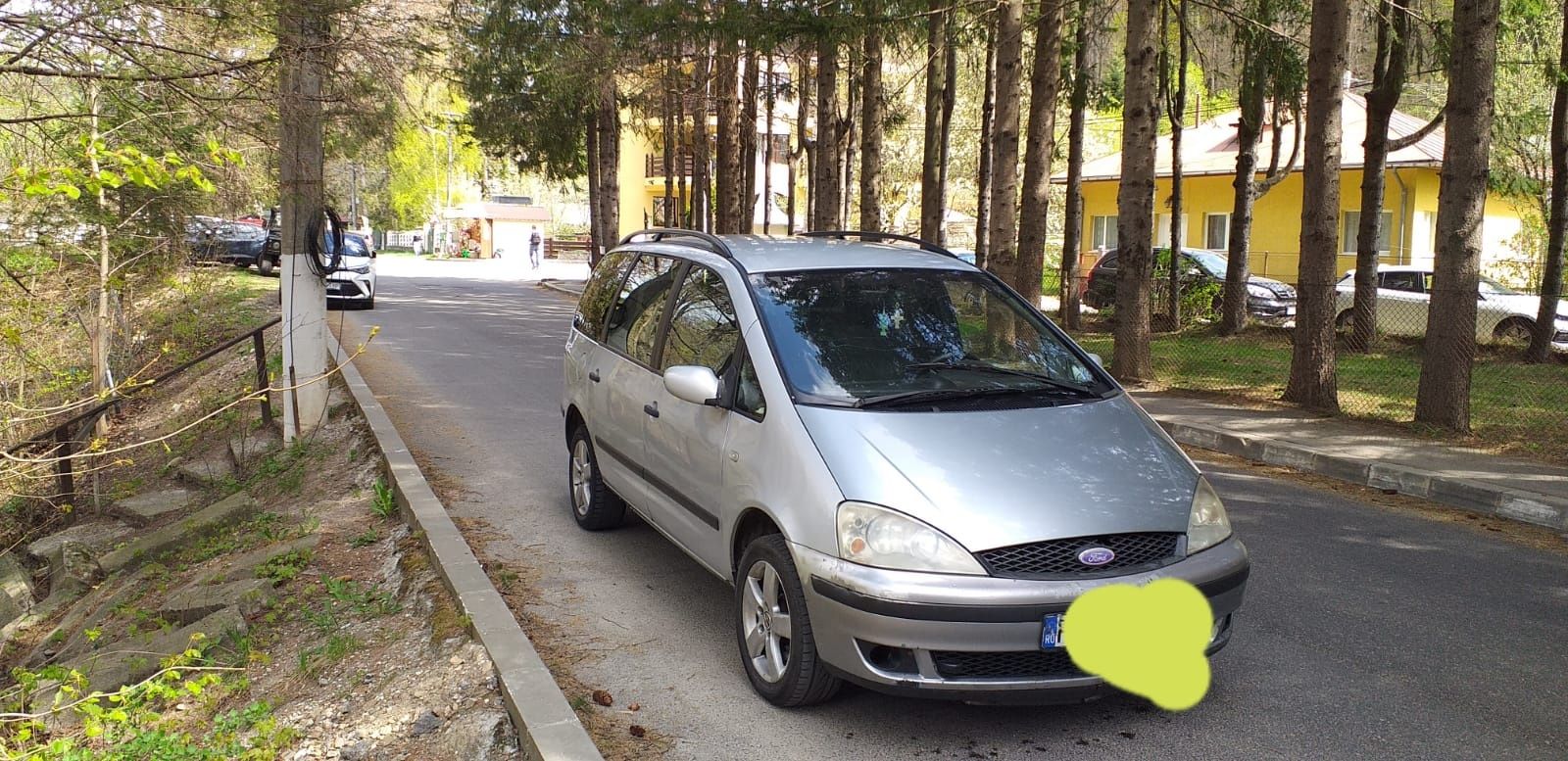 , vând Ford Galaxy anul fabricație 2001 pornește bine trage bine nu ar