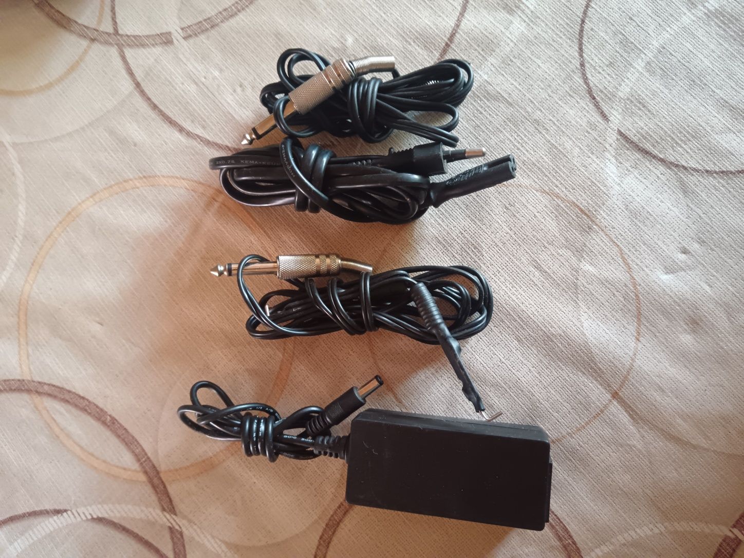 Trusa tatuat 2 in 1