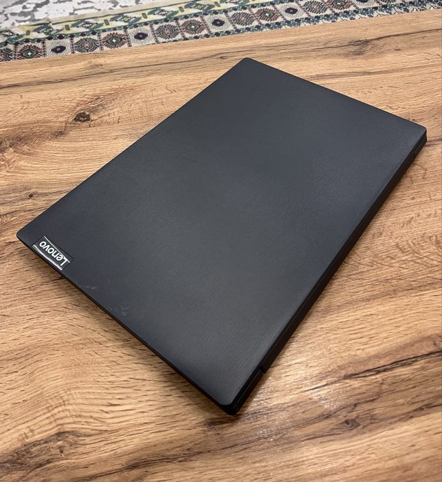 Ноутбук Lenovo v15lgl