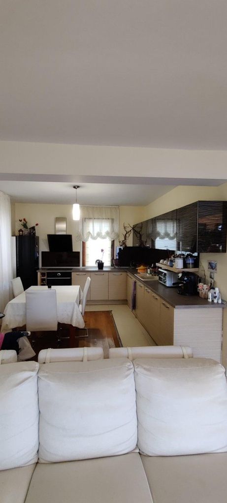 Продава се Къща в Бургас, Център - 175 кв.м за 2029 €/кв.м - Снимка #11