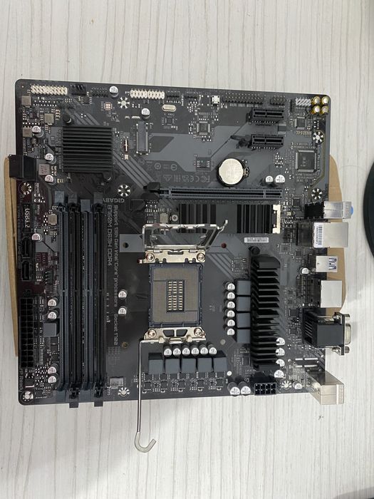 Kit placa de baza i3-14100F