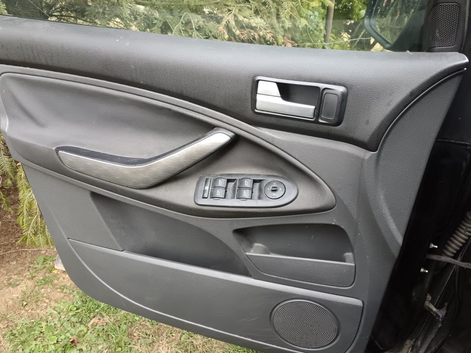 Dezmembrez  ford c max