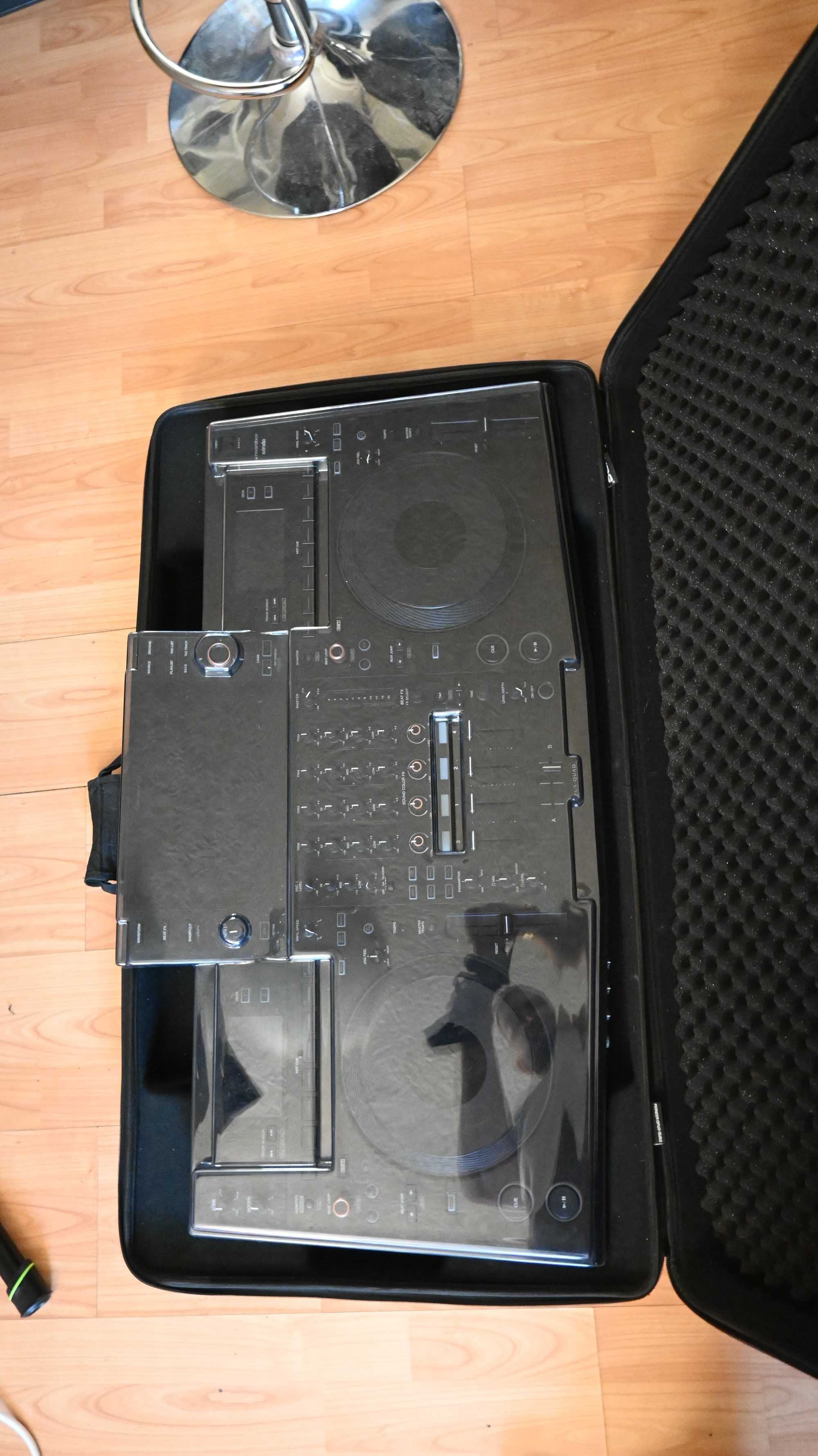 Opus Quad + Decksaver + Hard Case UDG + Garantie