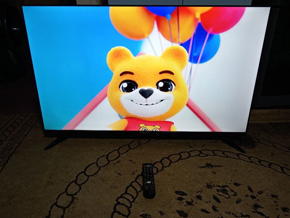 Продам смарт 55 телевизор