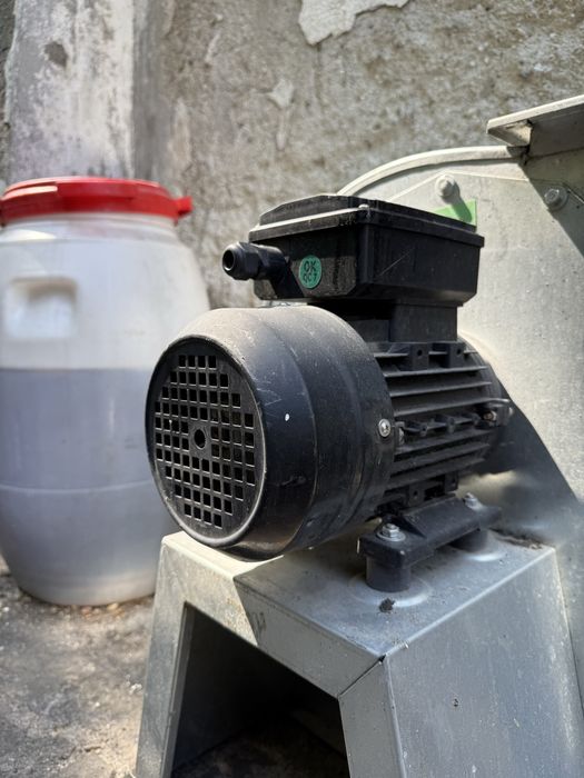 Aparate metalice cu motor