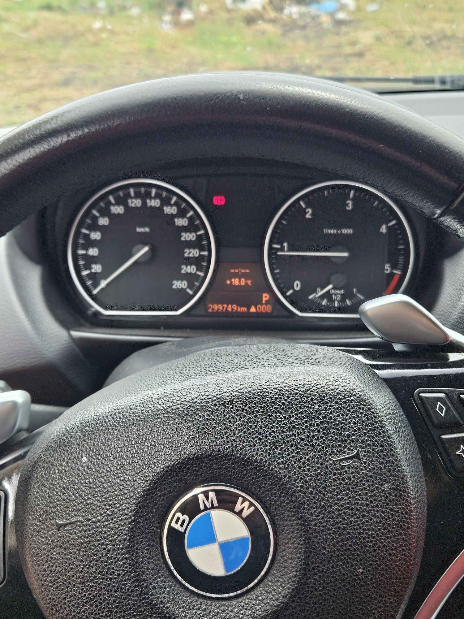 Dezmembrez BMW Seria 1 123d 2.0 biturbo 2008 – Piese originale !!!