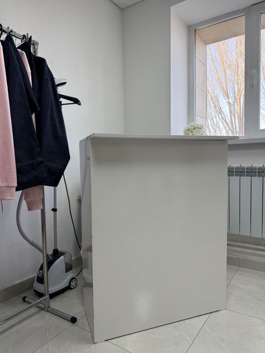 Продам ресепшен идеально для магазина