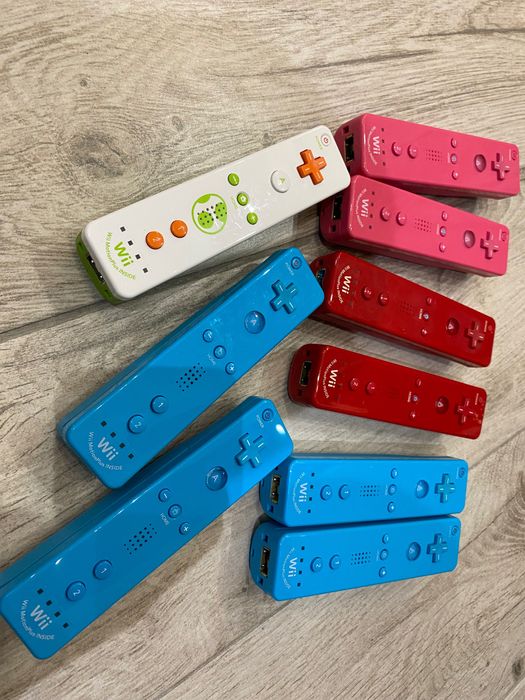 Nintendo Wii MotionPlus – (Roșu, Roz, Albastru, Yoshi Edition)