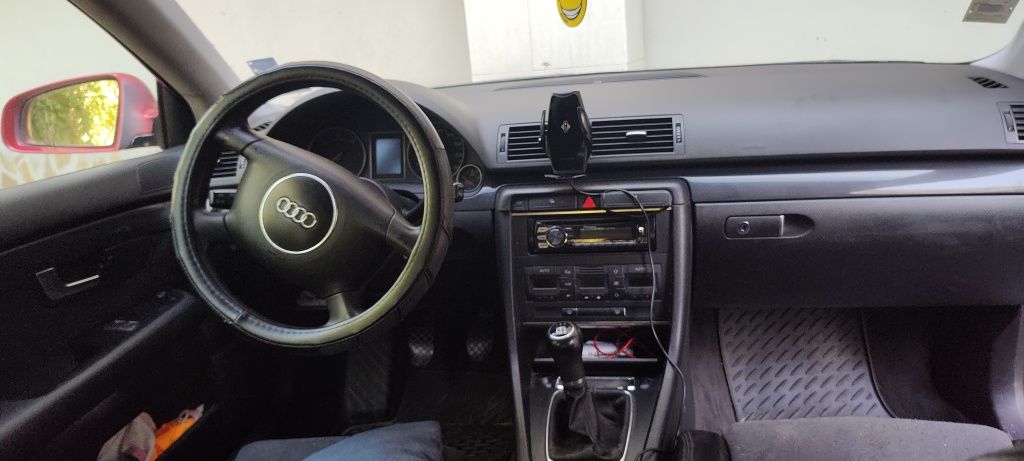Audi A4 B6 1.9tdi(131кс)