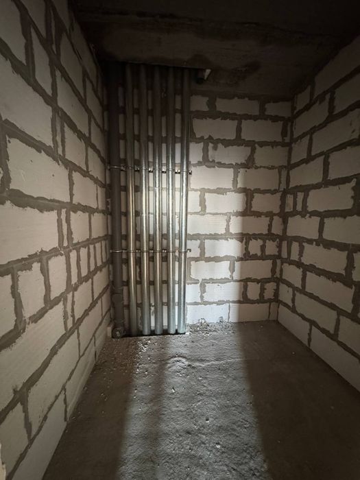 Срочно продаётся 3х -комнатная квартира коробка