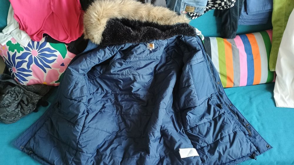 Продавам зимно яке Carhartt ,размер Ххл
