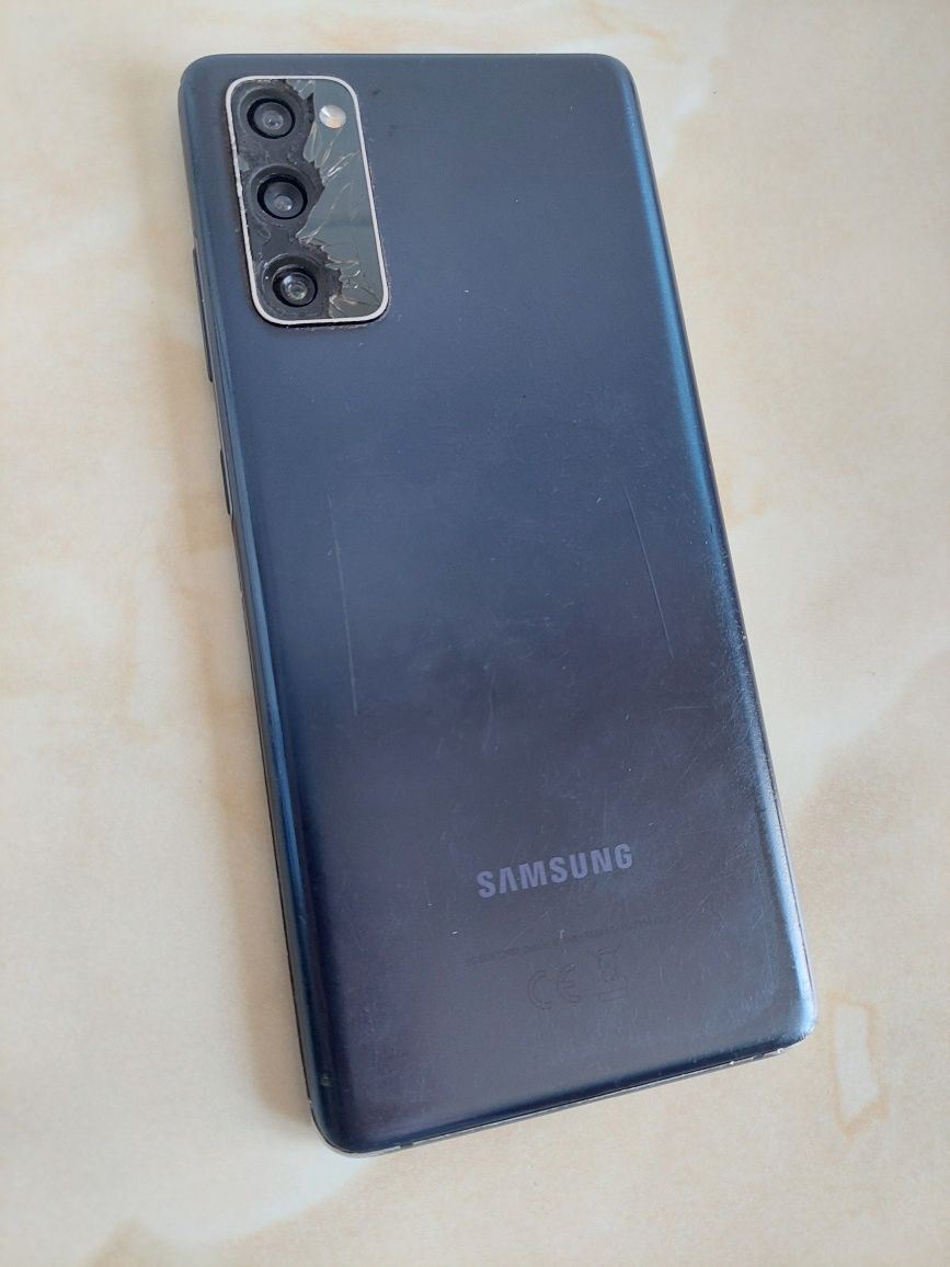 Vând Samsung Galaxy S20 FE (fan edition) cu probleme dar placa bună !