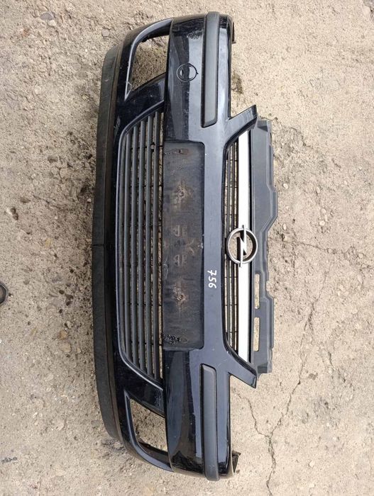 Предна броня  за Opel Corsa C / Combo / Опел Корса Ц