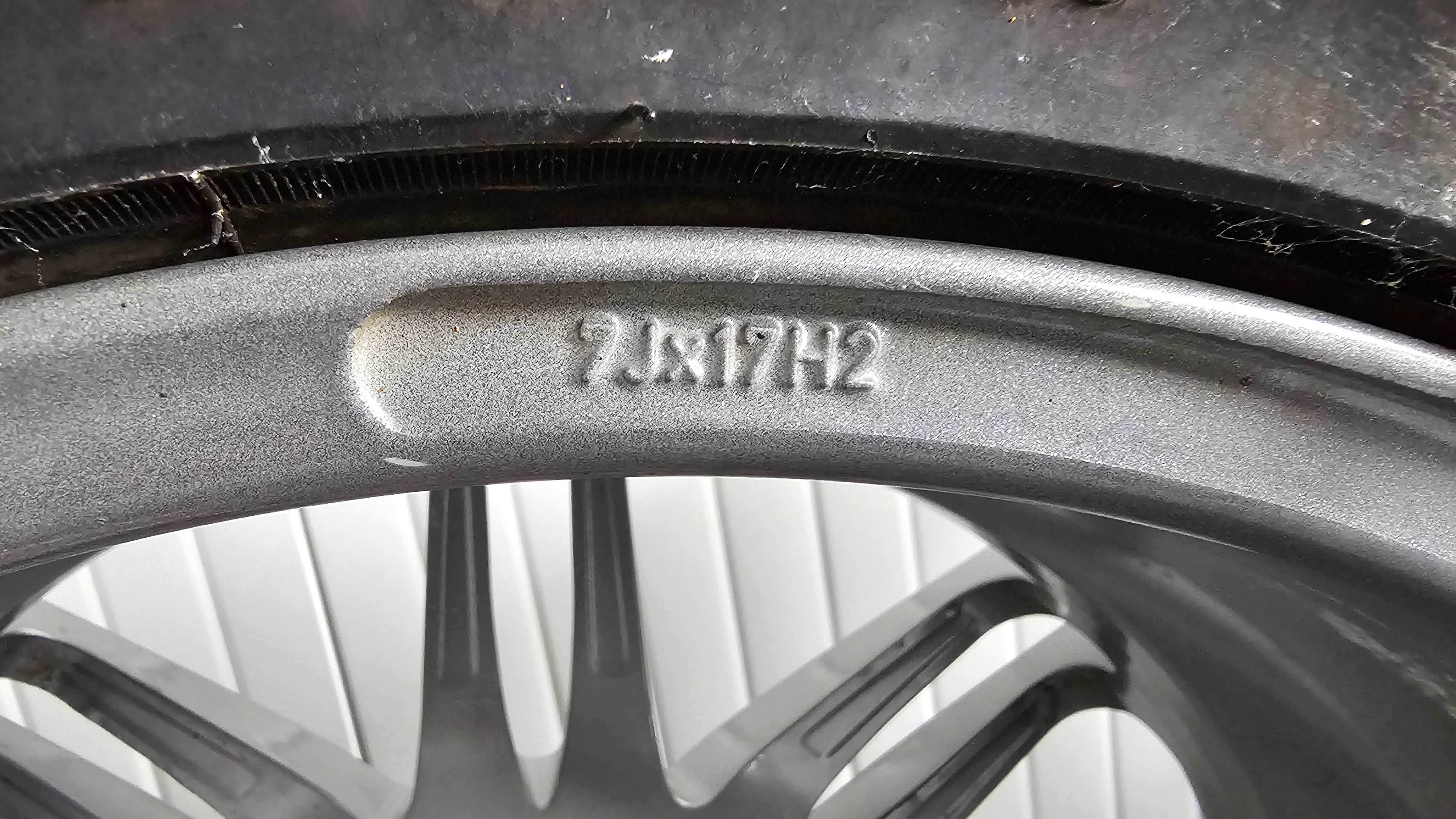 17" 5x112,5 235/65 R17 Audi, Skoda, VW, Seat