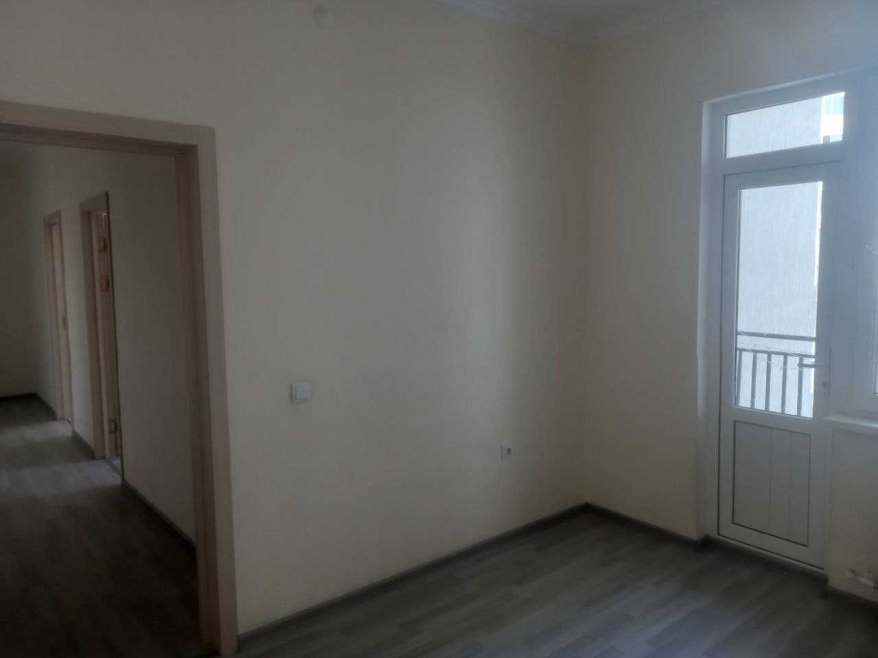 Срочна продается 3 х комнатная квартира, с ремонтом