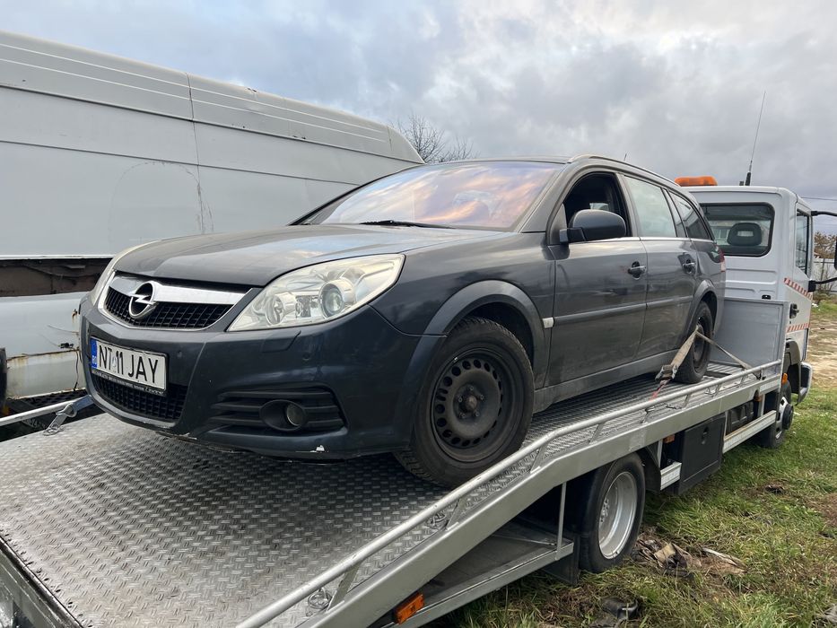 Portiere! Oglinzi Capota! Hayon! Opel Vectra c Facelift!