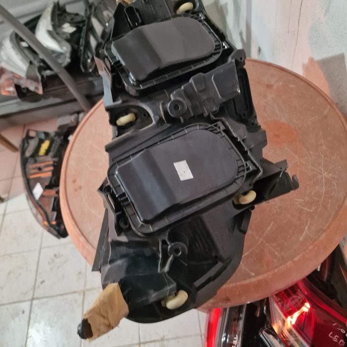 Peugeot Expert 2017 ляв фар