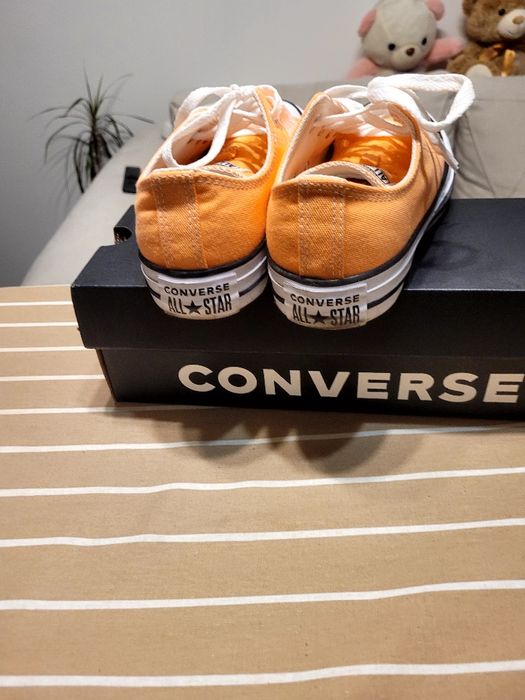 Tenesi Converse marimea 36.5