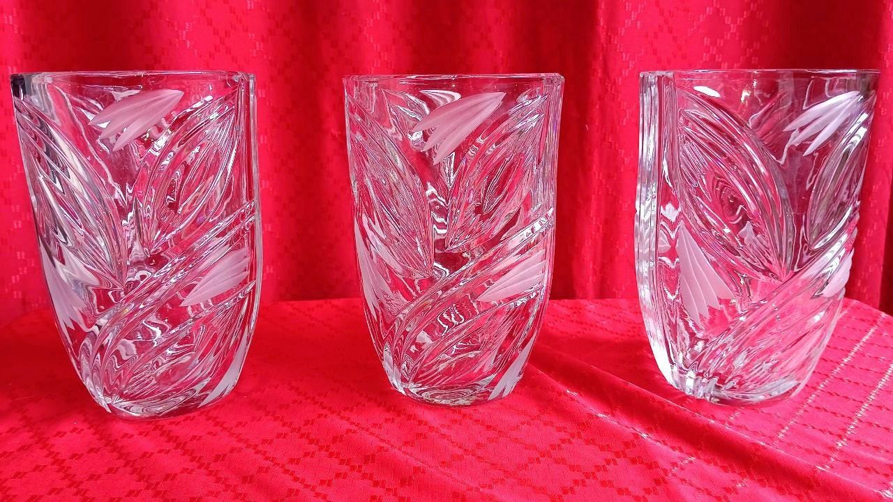 Хрустальные вазы для цветов и интерьера