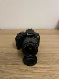 Aparat Foto Canon EOS 2000D + Geanta Profesionala + Trepied Ajustabil