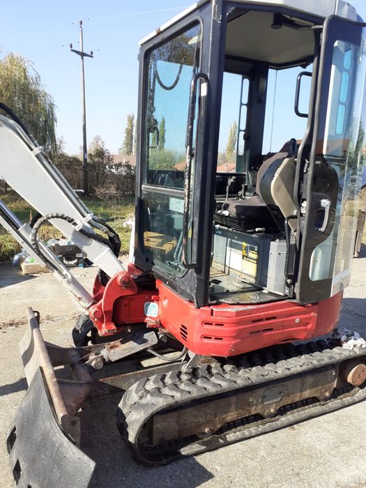 Tacheuchi tb23 excavator