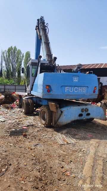 Багер Fuchs MHL 335