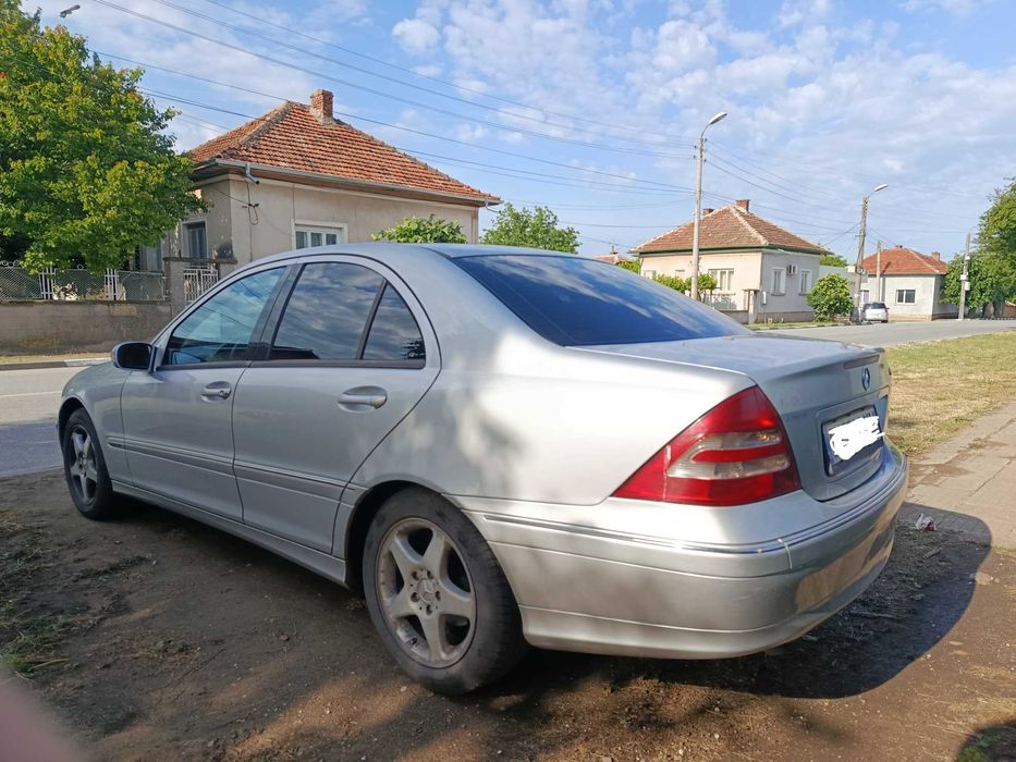Mercedes C class W203