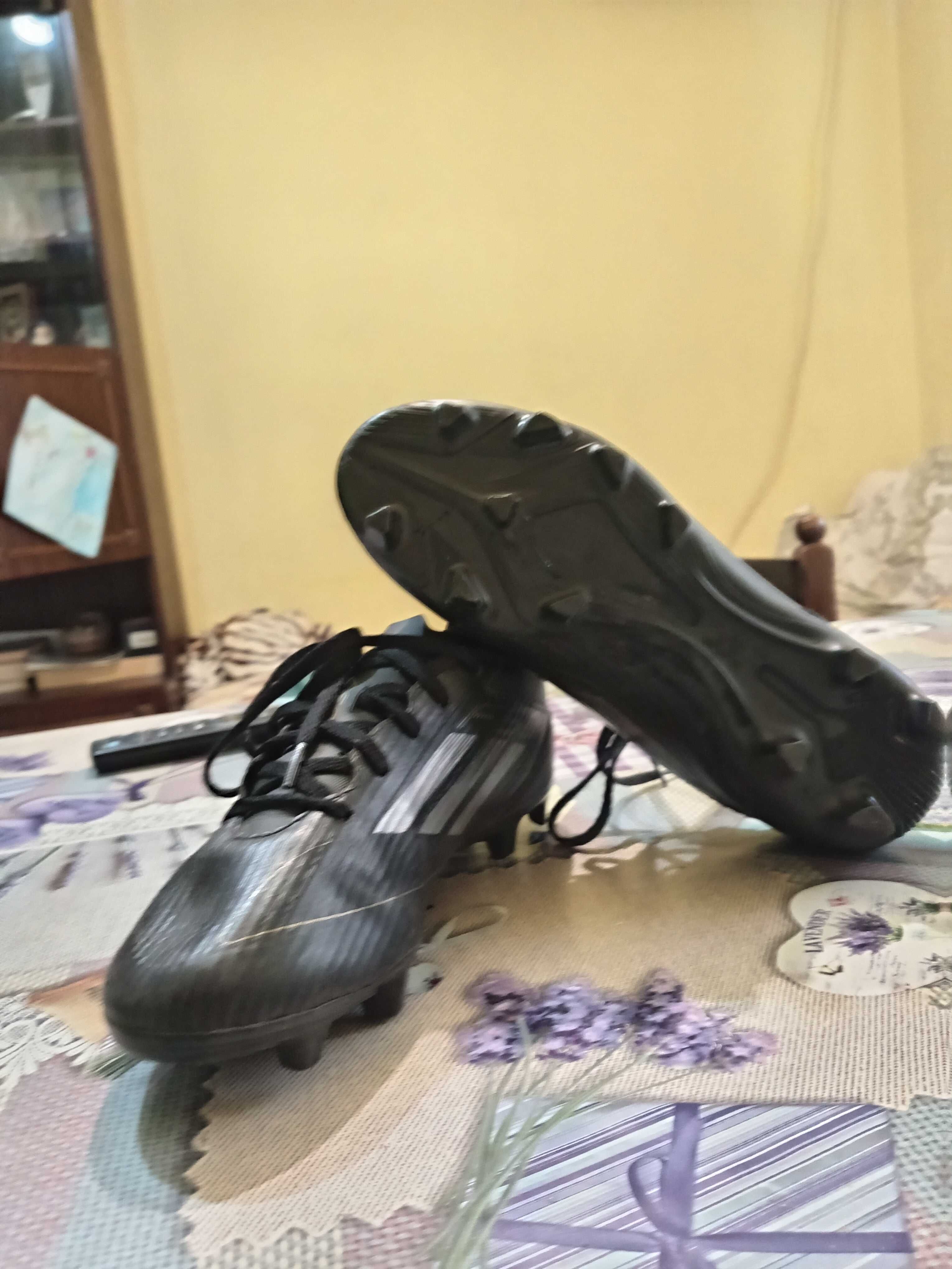 Бутони Adidas F50