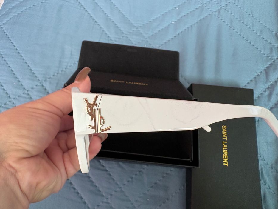 Слънчеви очила Saint Laurent