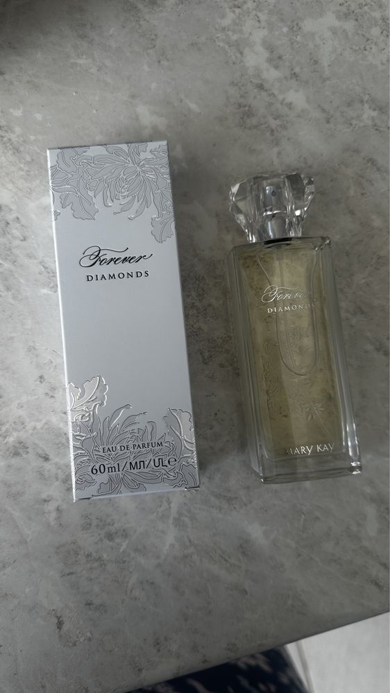 Продам духи мерикей Forever Diamonds