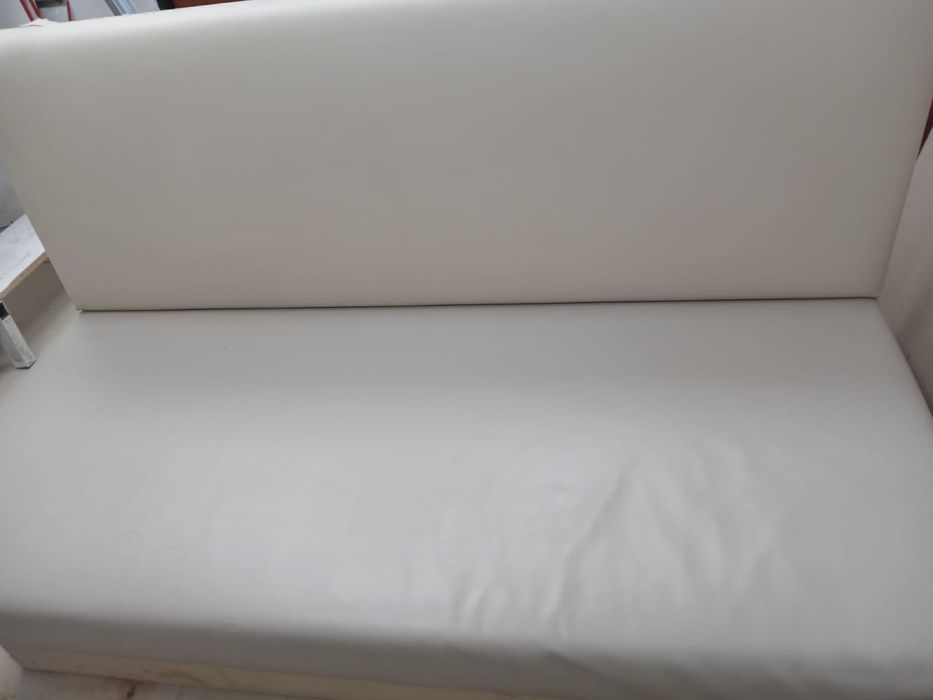 Отдам бесплатно кожанный диван