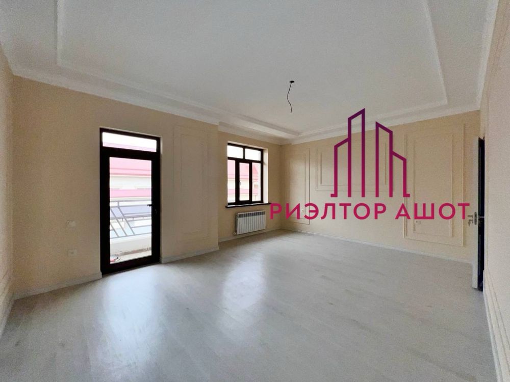 Продаётся дом 320м2 3 сотки Лимонарий
