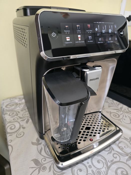 Espressor automat PHILIPS S3300 LatteGo EP3347/90, 1.8l, 1500W, 15 bar